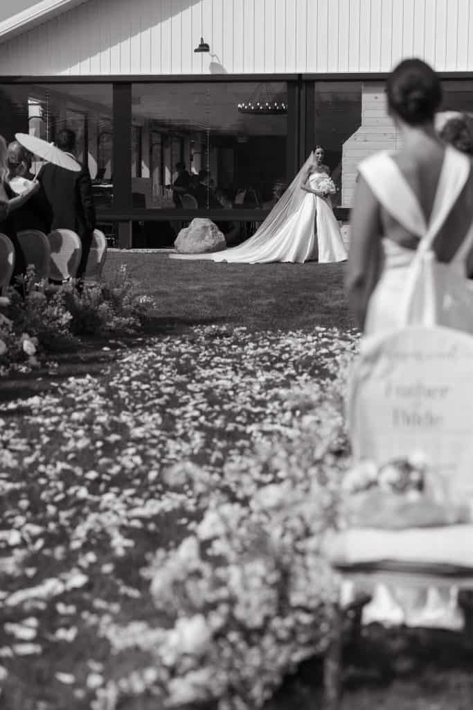 The White Poplar Winnipeg