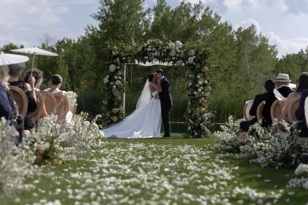 The White Poplar Winnipeg