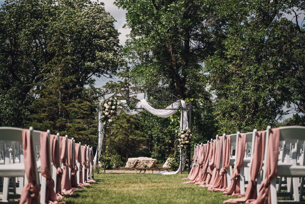 Bright & Airy Gates Wedding
