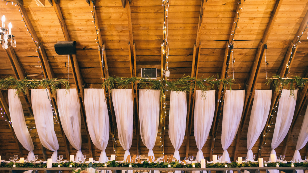 Rustic barn wedding Melanie Parent Events