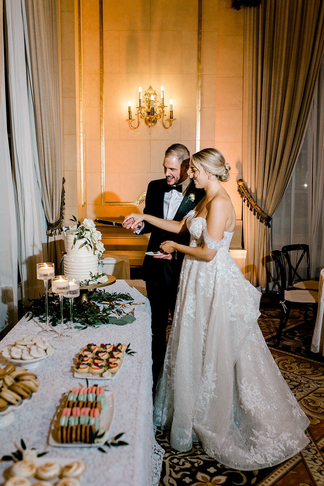 Winnipeg hotel wedding