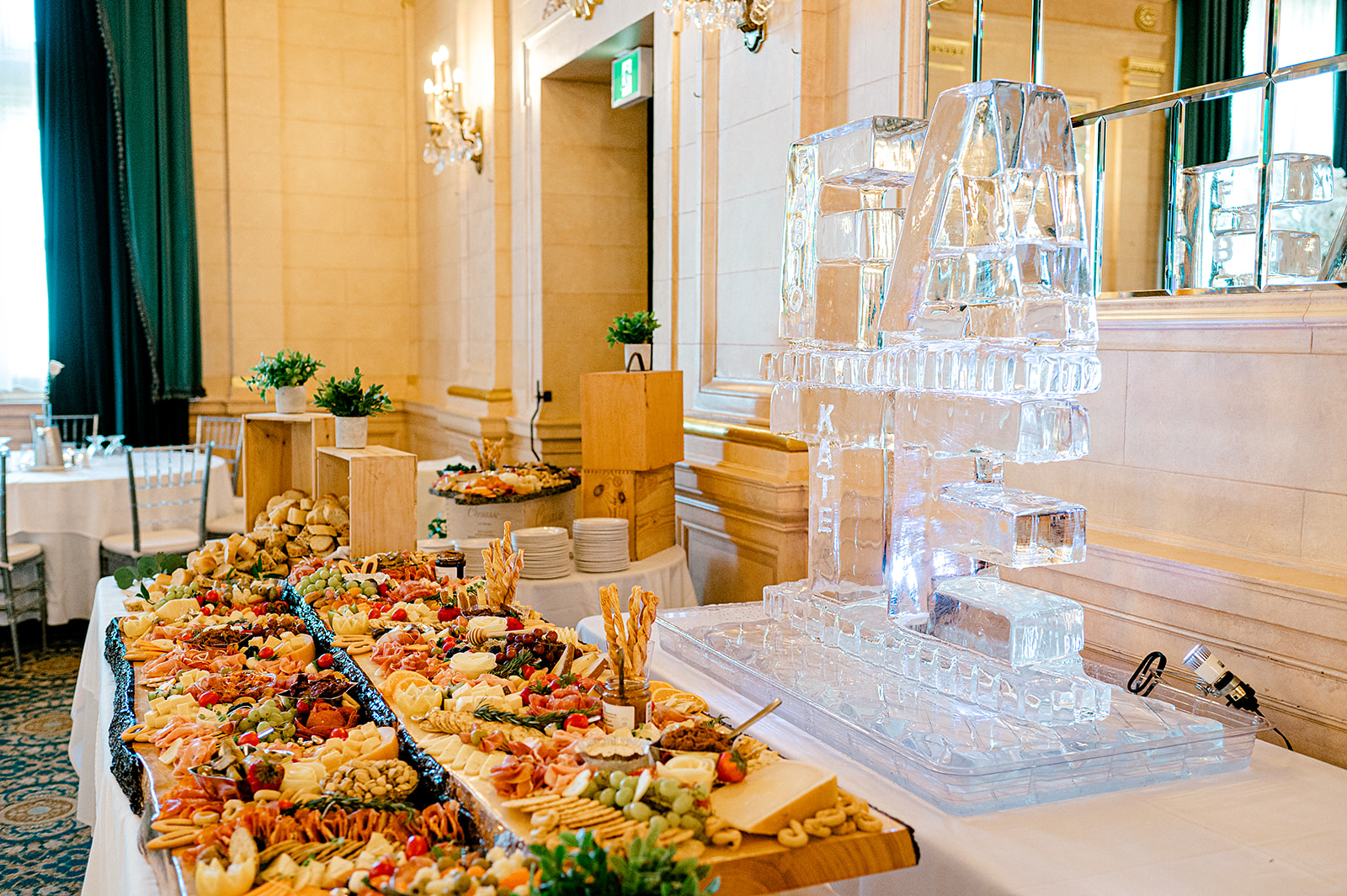 Italian Wedding at Fort Garry Hotel