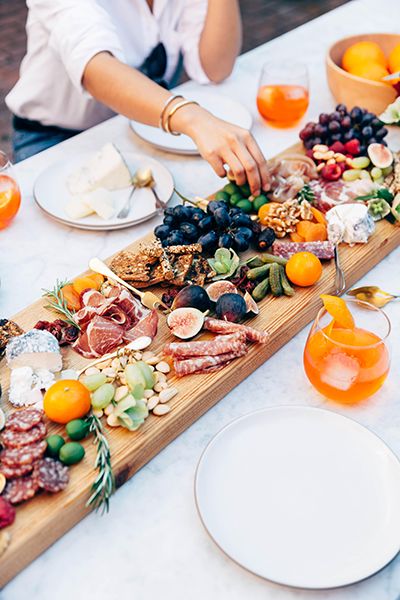 Cocktail wedding styling ideas