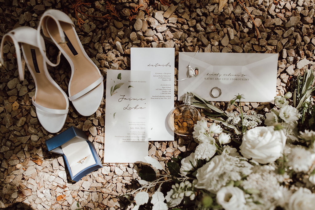 What to pack in your wedding overnight bag