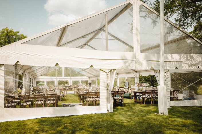 Tent Wedding Tips